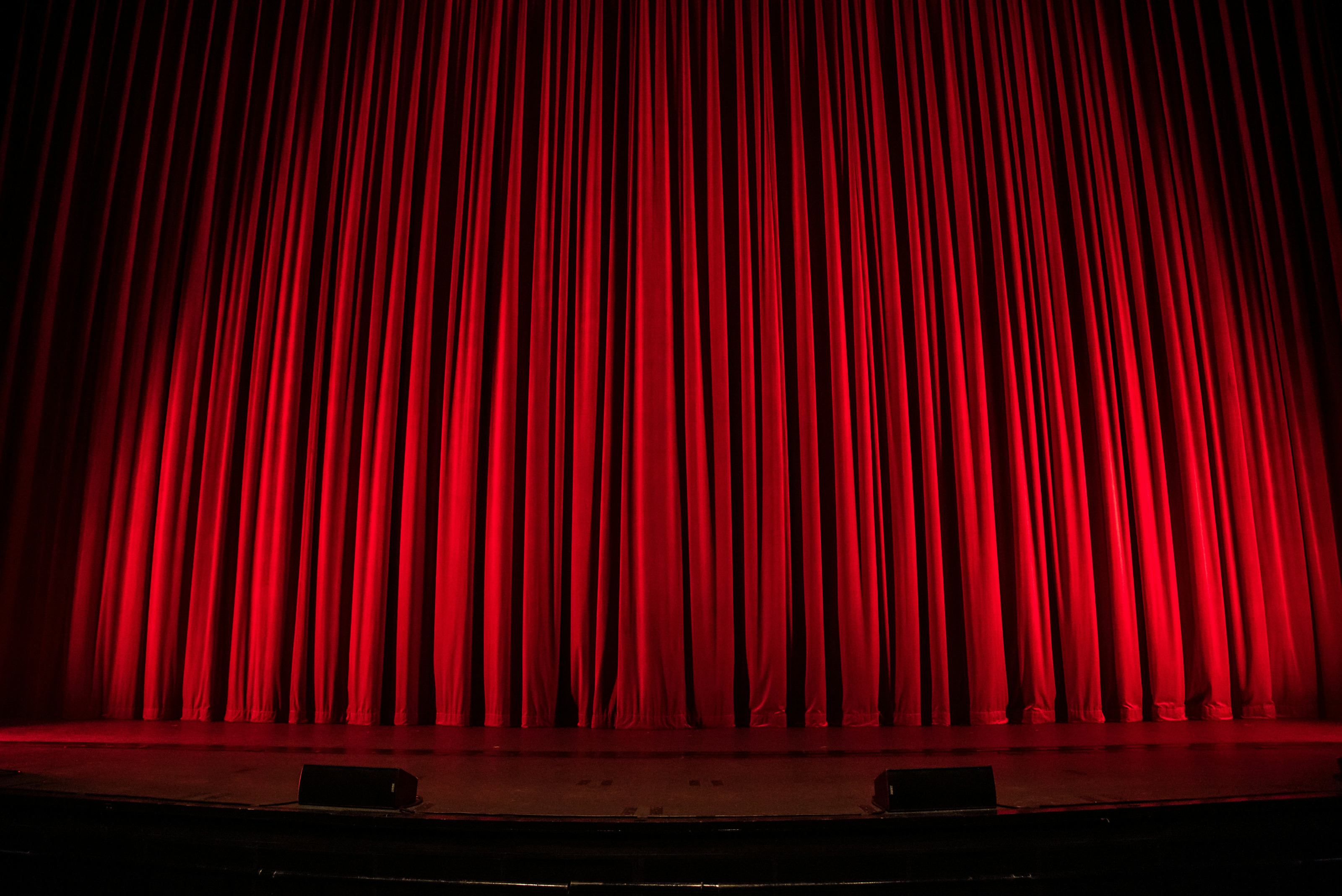 Image Vorhang auf für die neue Theatersaison!