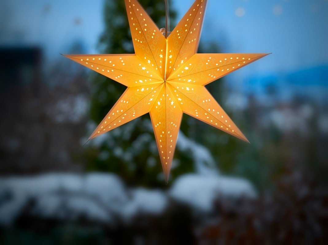 Image Winterm&auml;rchen &ndash; Corinne Junod & Gruppe
